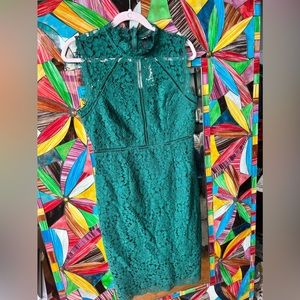 Hunter green lace dress ✨